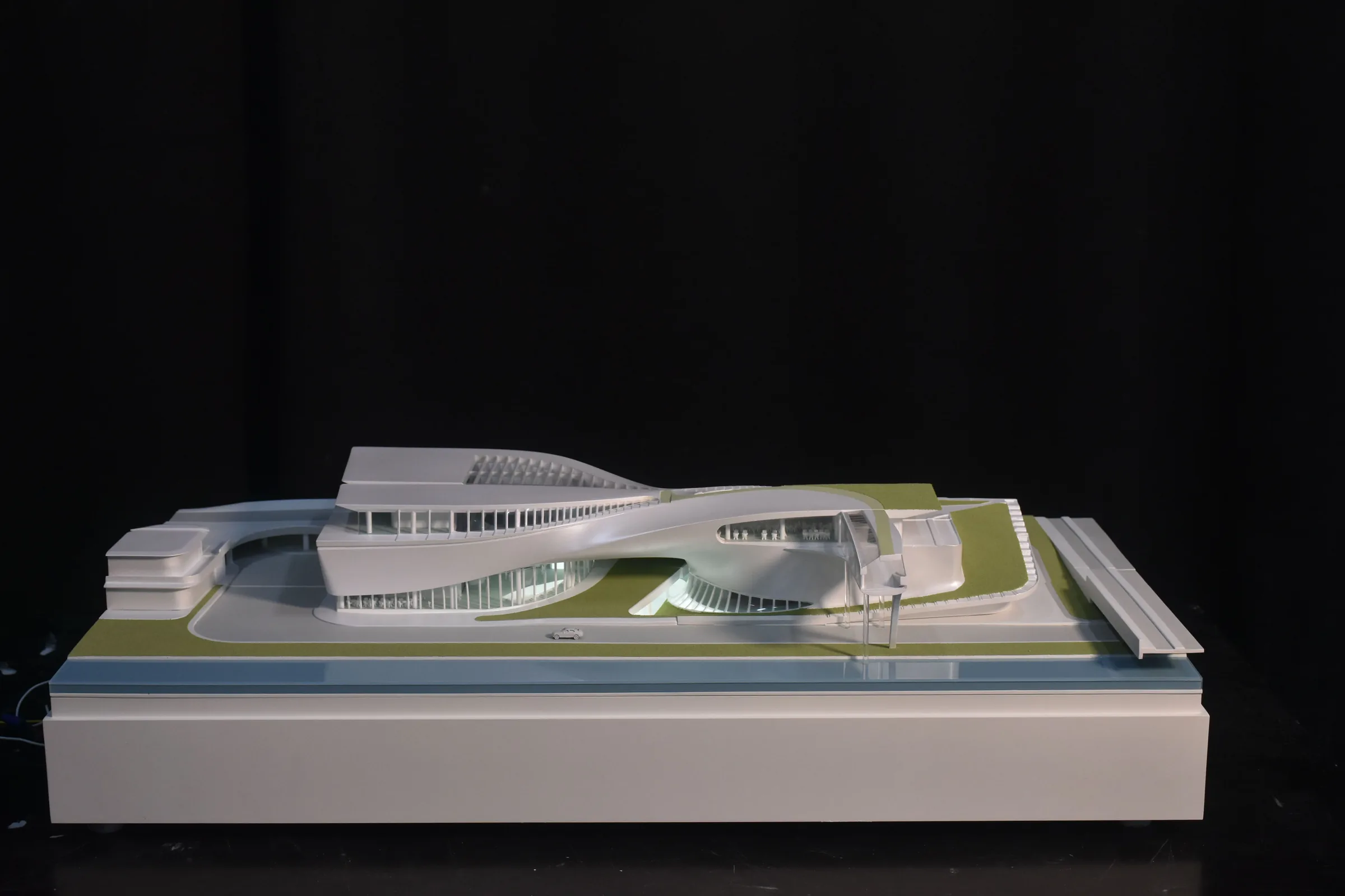 Unstudio Nanjing Jia Hua 1:200 architectural scale model by JYD Models