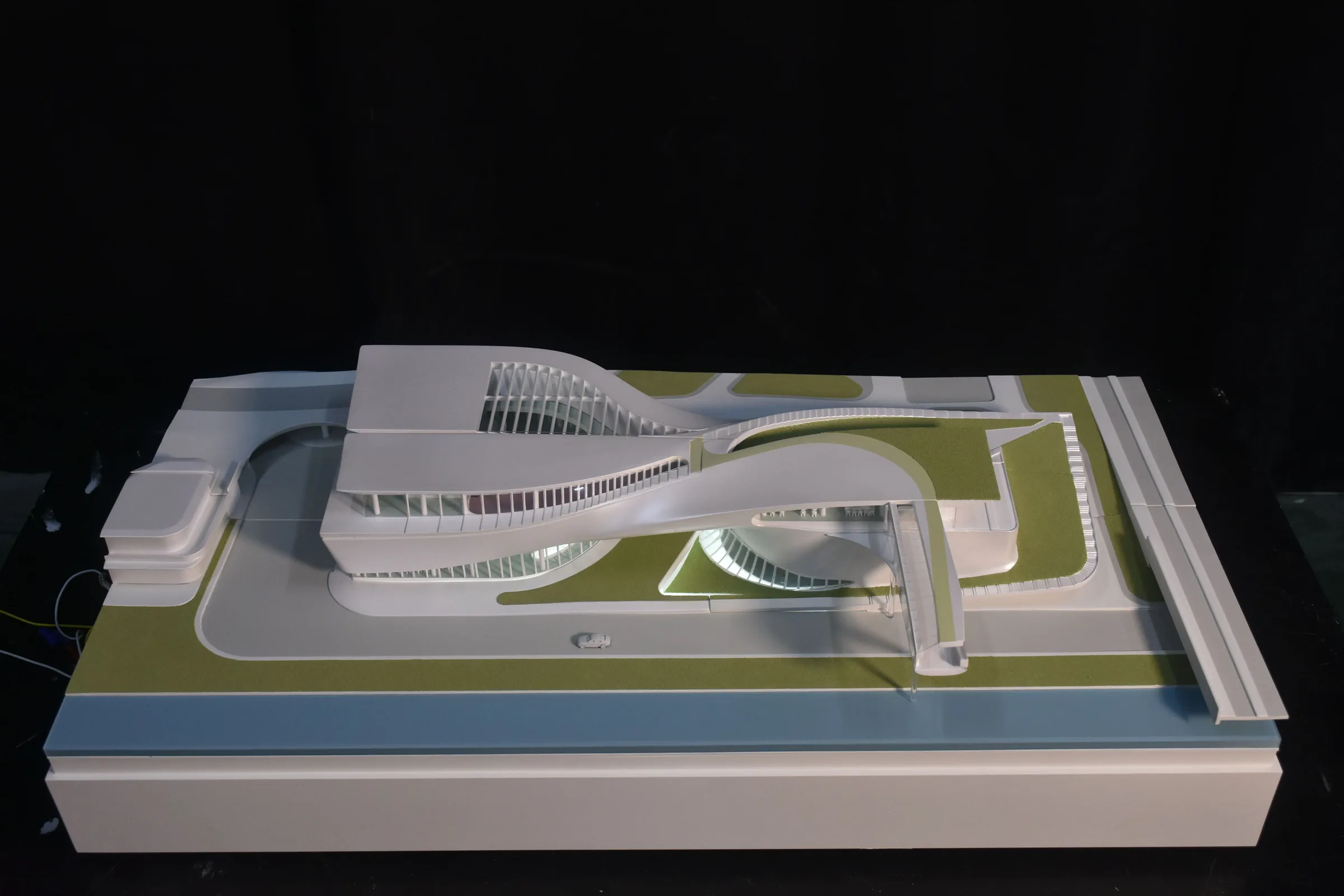 Unstudio Nanjing Jia Hua 1:200 architectural scale model by JYD Models