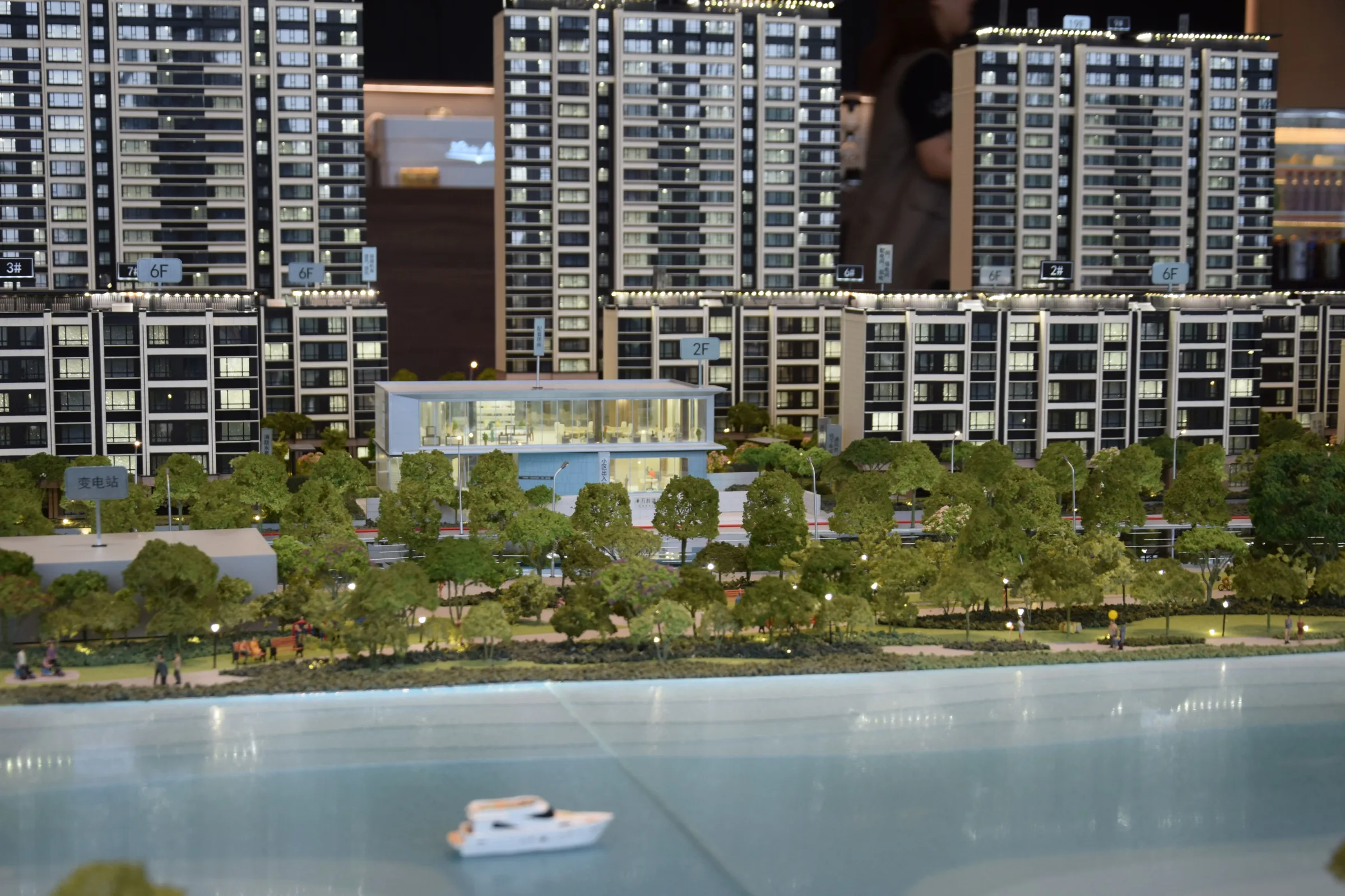 Vanke Xuzhou Riverside 1:100 architectural scale model by JYD Models