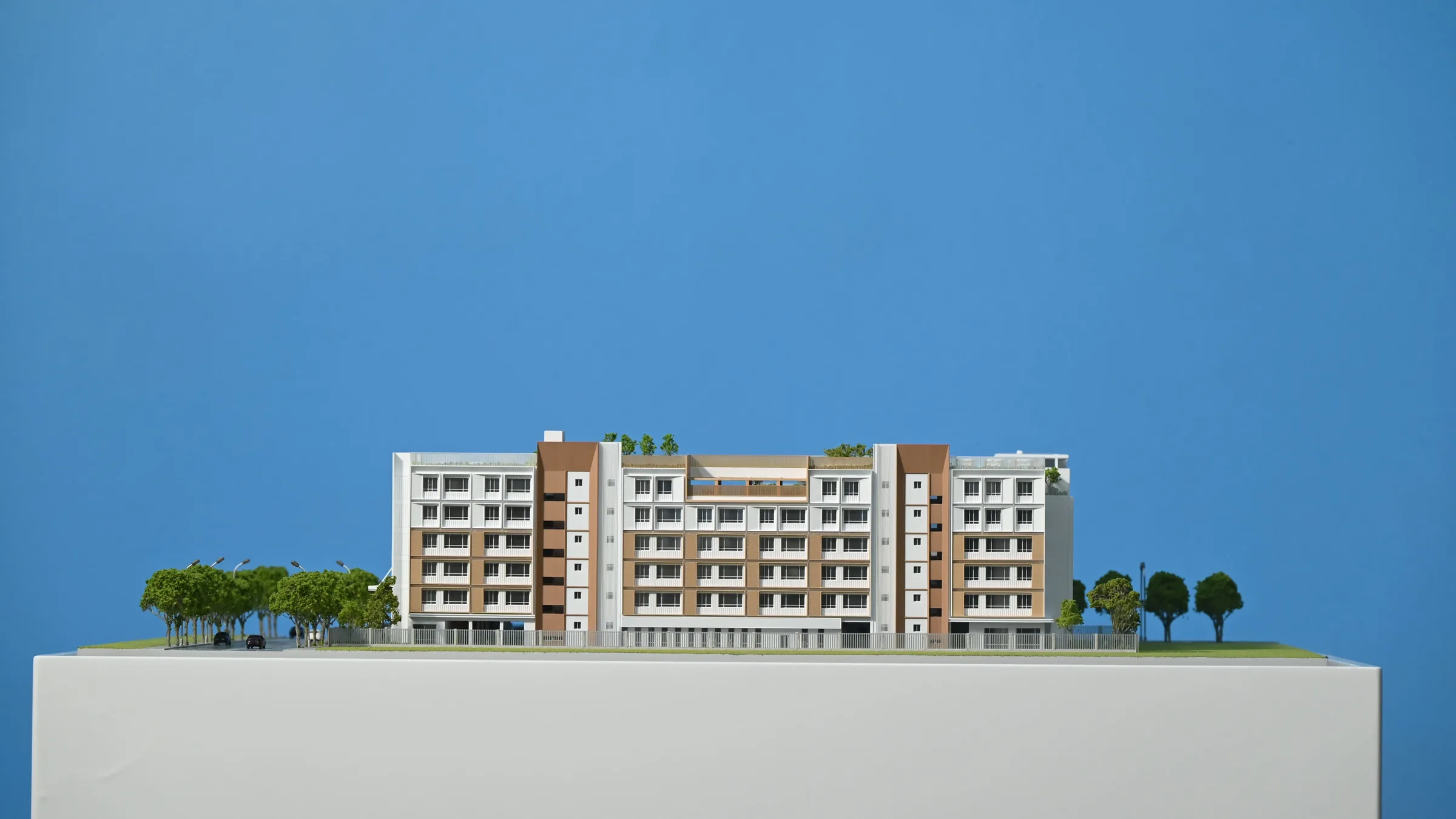 Bright Summit School 1:220 architectural scale model by JYD Models