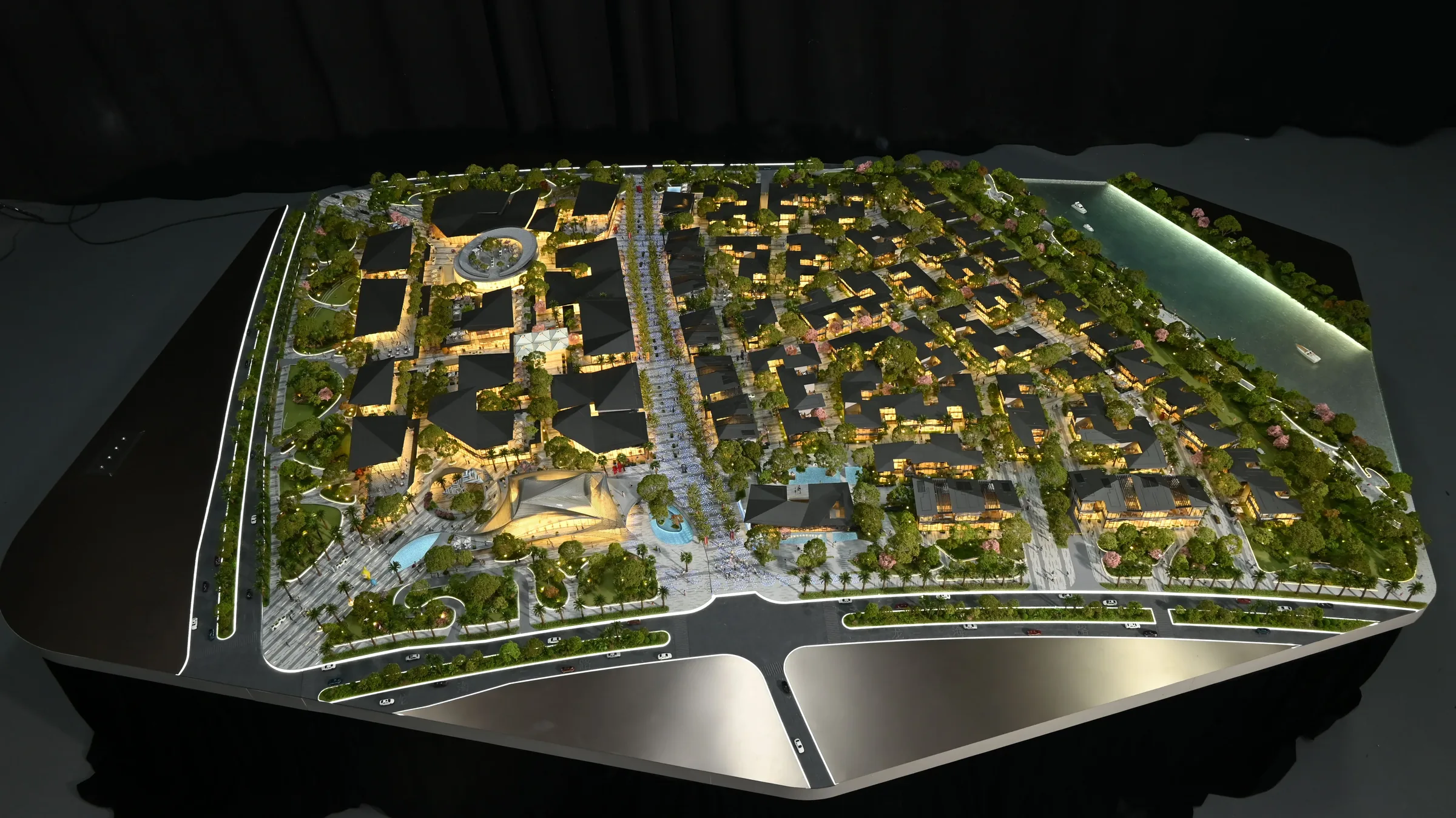 Yuanlong Mirror House 1:200 architectural scale model by JYD Models