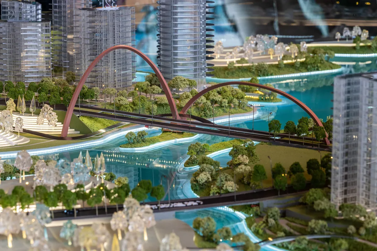 Wanhua Chengdu LUXELAKES Ecocity 1:150 architectural scale model